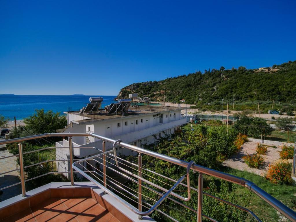 Himara Royal Hotel Zewnętrze zdjęcie