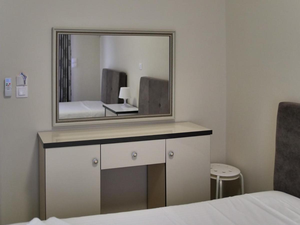 Himara Royal Hotel Zewnętrze zdjęcie